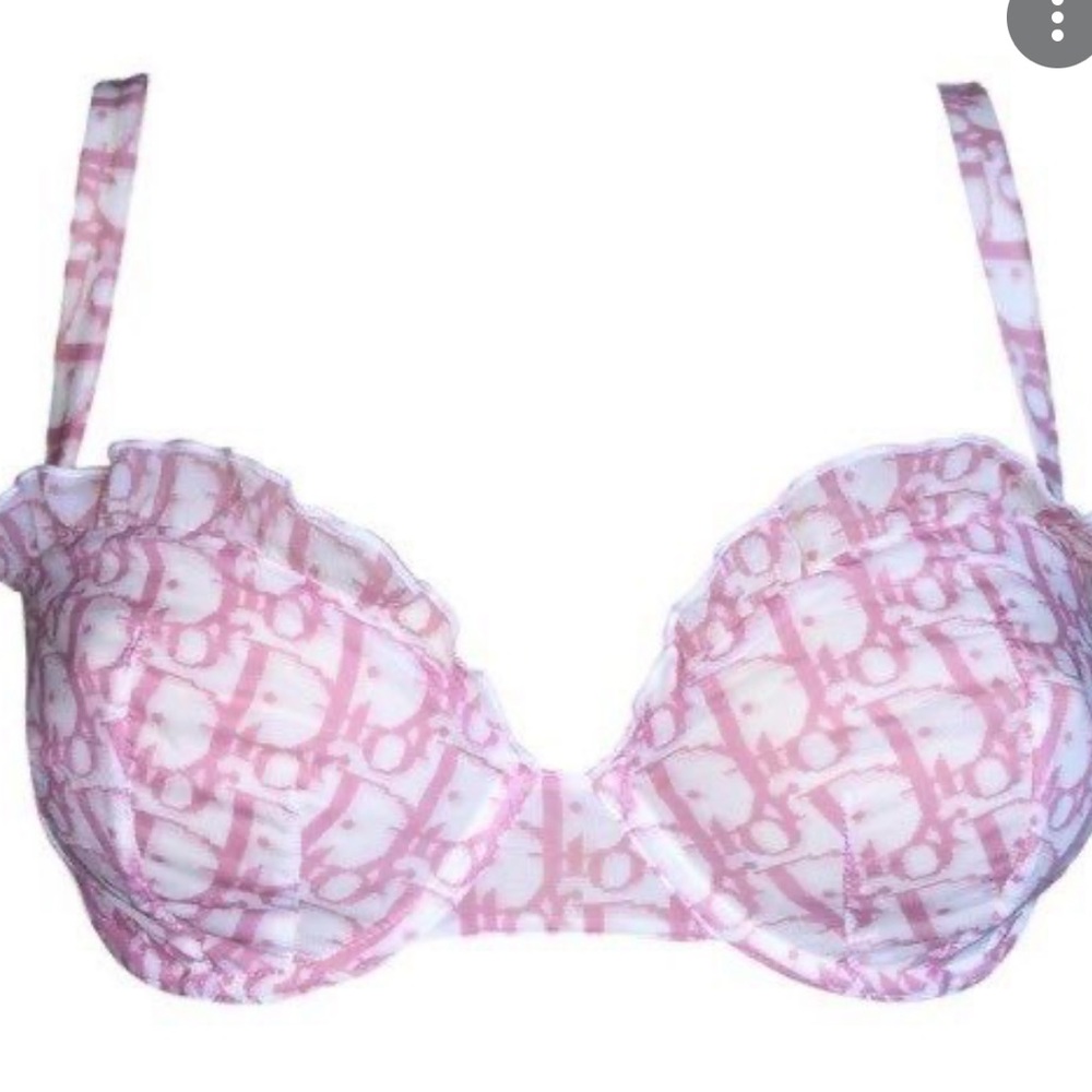 CHRISTIAN DIOR Authentic Vintage Collector Bra – Museum-Level Piece
🇫🇷 Made